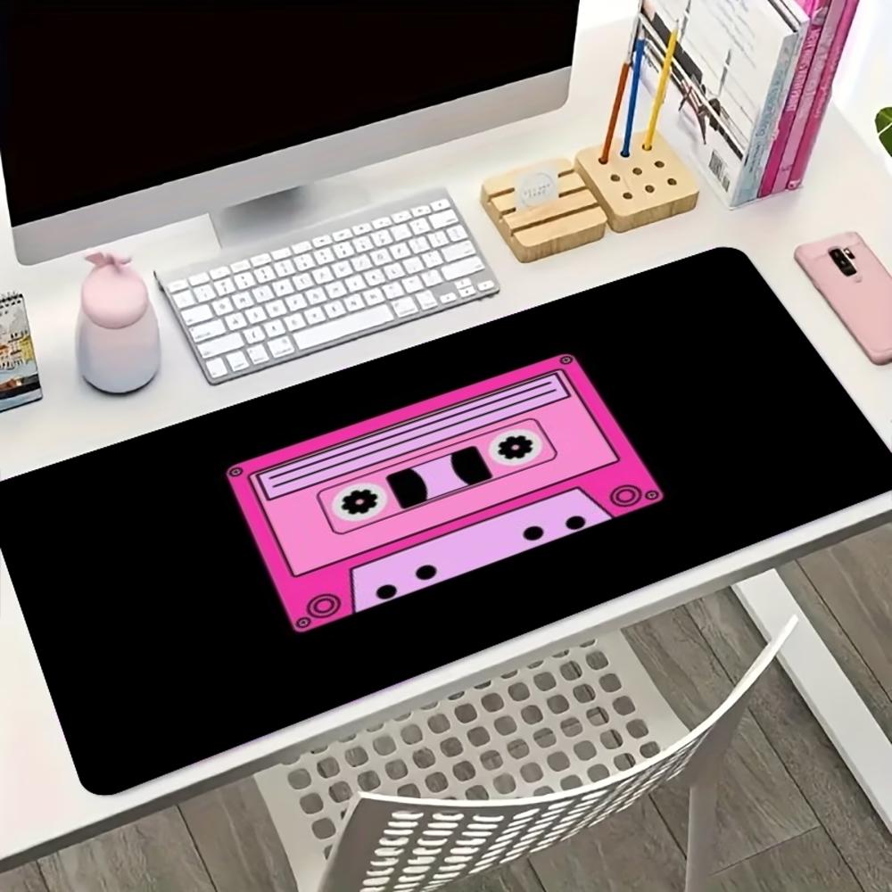 سجادة ماوس كبيرة للألعاب بتصمي - مراجعة Retro Gaming Desk وسعره