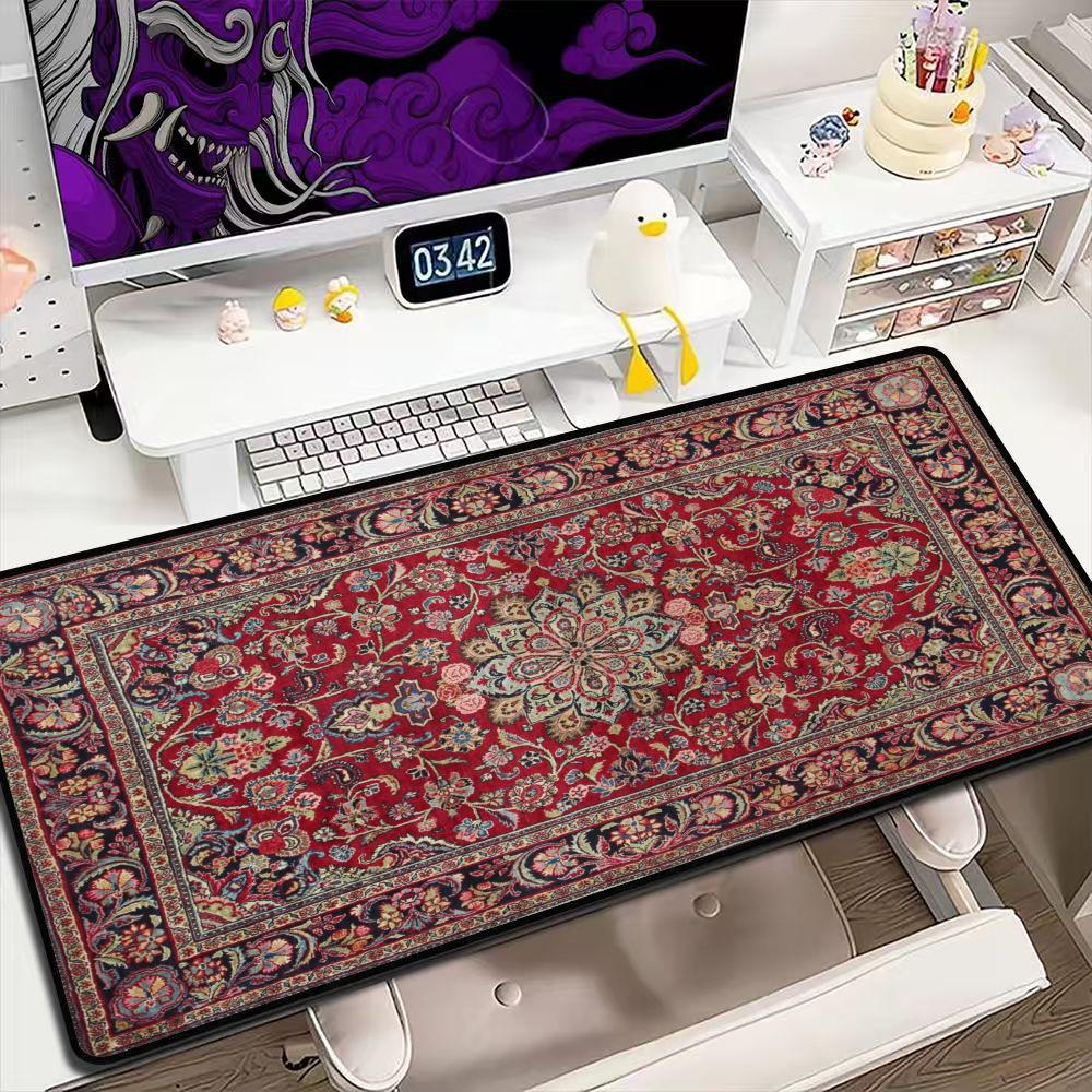 سجادة ماوس كبيرة بنمط السجاد ا - مراجعة Retro Gaming Desk وسعره